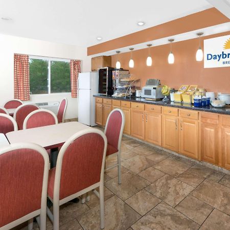 Days Inn By Wyndham Ames Exterior foto